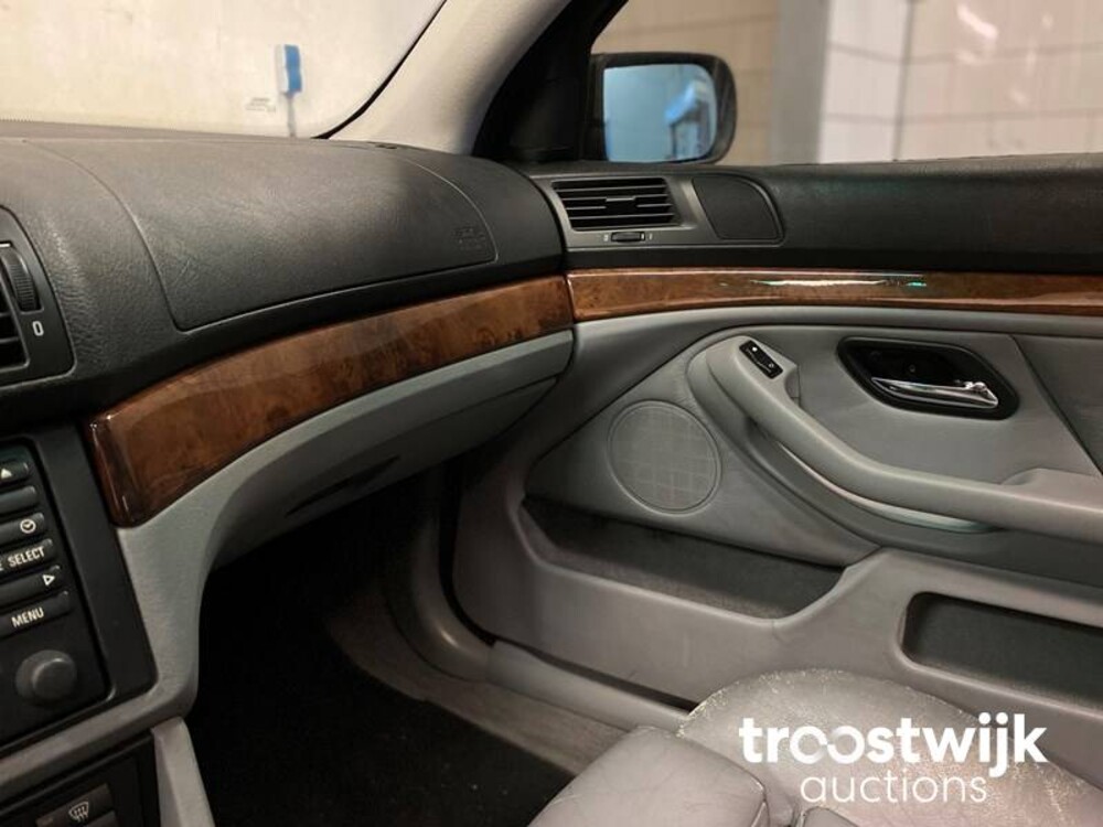 Alpina D10 3.0 BITURBO  245pk 2001, 26-LK-KP