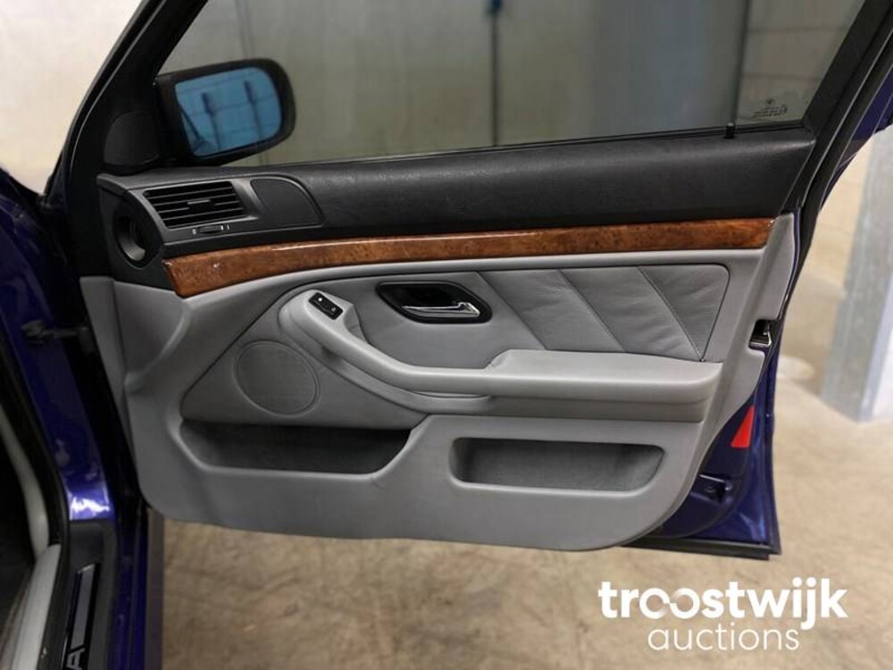 Alpina D10 3.0 BITURBO  245pk 2001, 26-LK-KP