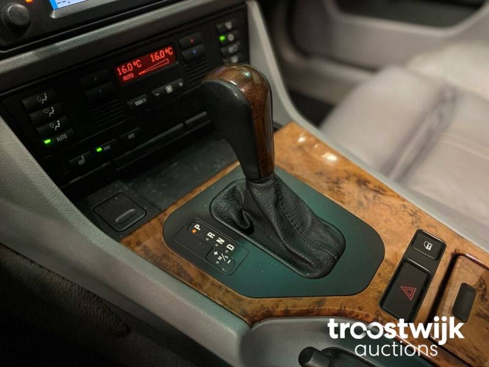 Alpina D10 3.0 BITURBO  245pk 2001, 26-LK-KP