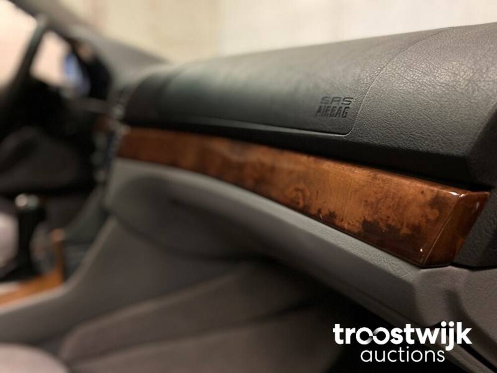 Alpina D10 3.0 BITURBO  245pk 2001, 26-LK-KP