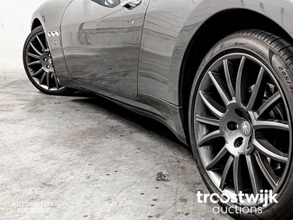 Maserati GranTurismo S 4.7 V8 439pk 2009, N-497-GH