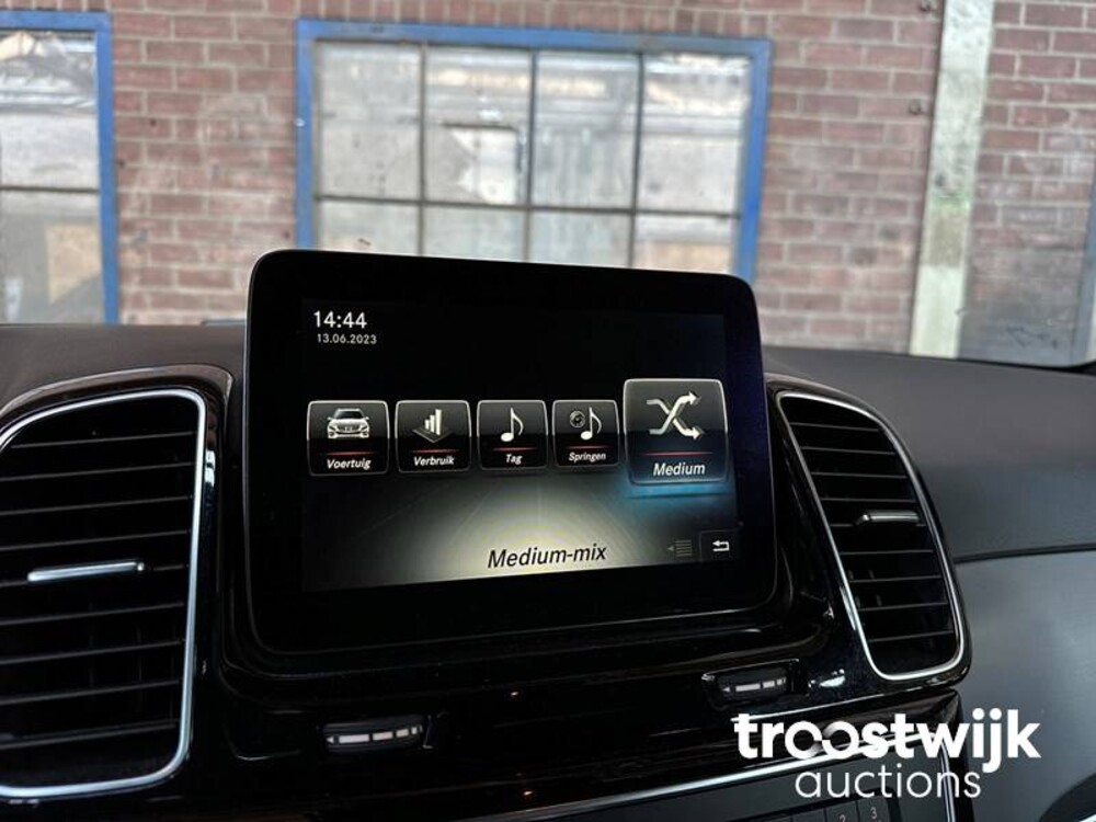 Mercedes-Benz GLE400 4Matic GLE-Klasse 333pk 2016, PV-558-D