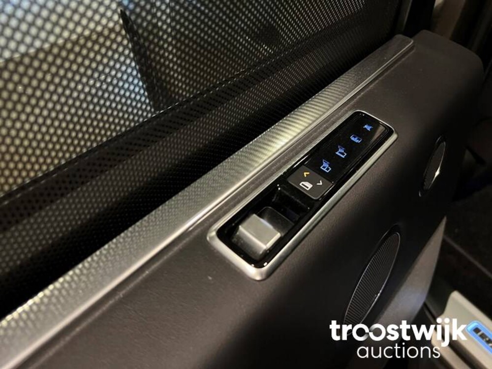 Land Rover Range Rover P400e LWB Vogue 300pk 2019 -Orig. NL-, ZS-391-P