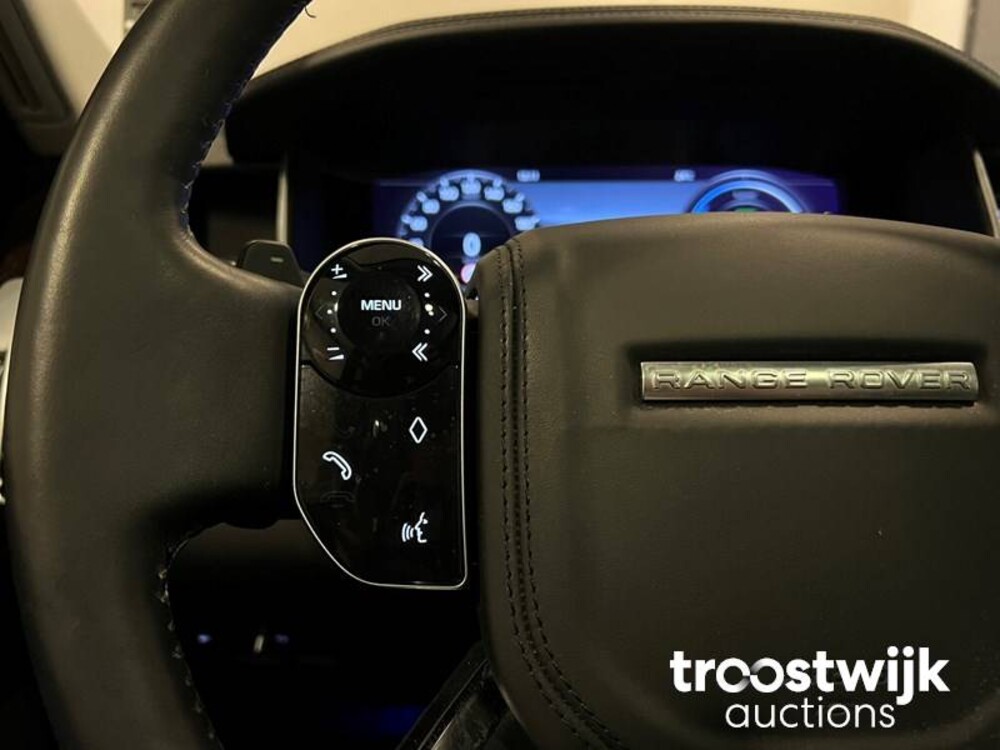 Land Rover Range Rover P400e LWB Vogue 300pk 2019 -Orig. NL-, ZS-391-P