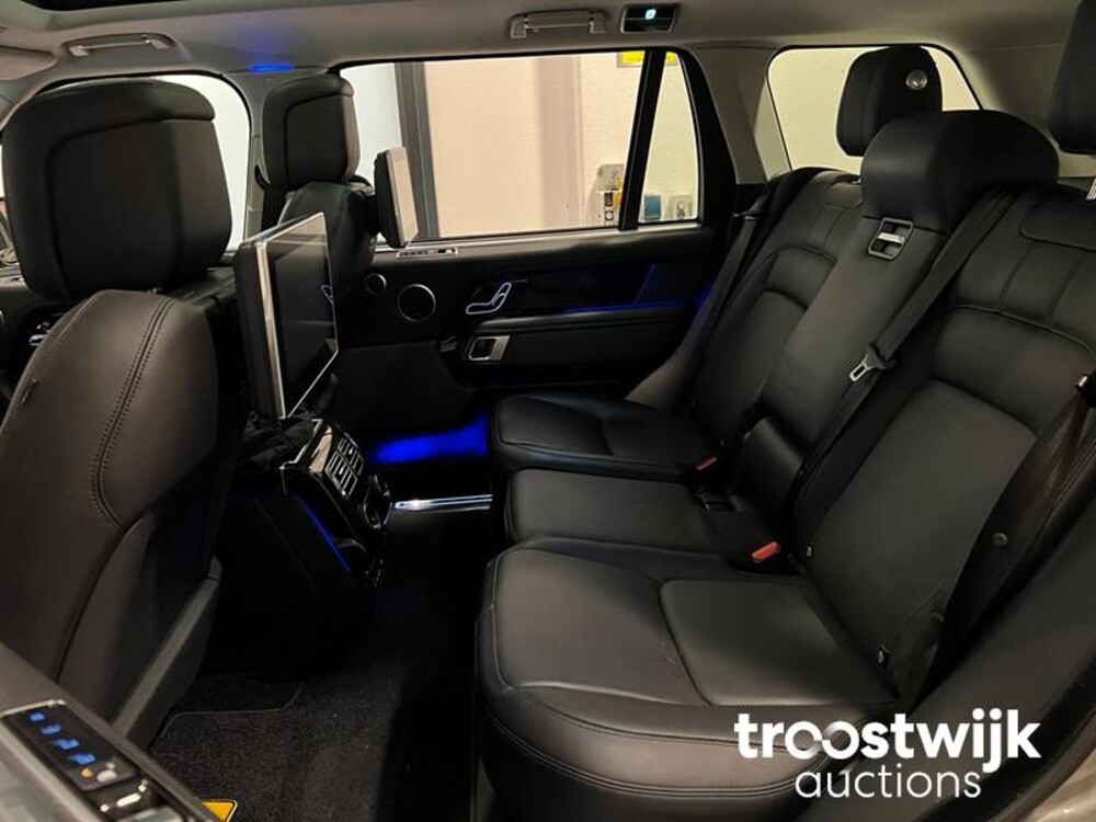 Land Rover Range Rover P400e LWB Vogue 300pk 2019 -Orig. NL-, ZS-391-P