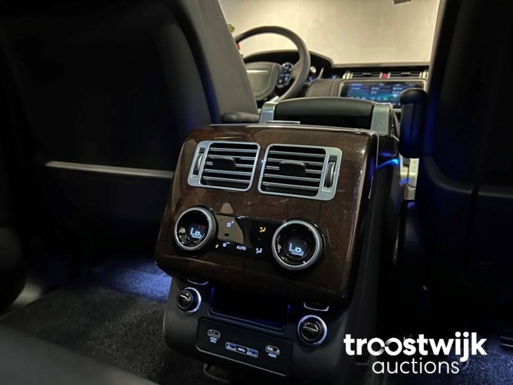 Land Rover Range Rover P400e LWB Vogue 300pk 2019 -Orig. NL-, ZS-391-P