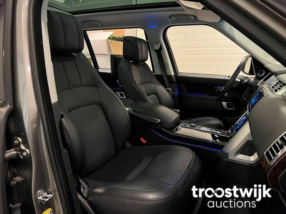 Land Rover Range Rover P400e LWB Vogue 300pk 2019 -Orig. NL-, ZS-391-P