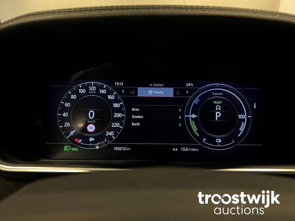 Land Rover Range Rover P400e LWB Vogue 300pk 2019 -Orig. NL-, ZS-391-P