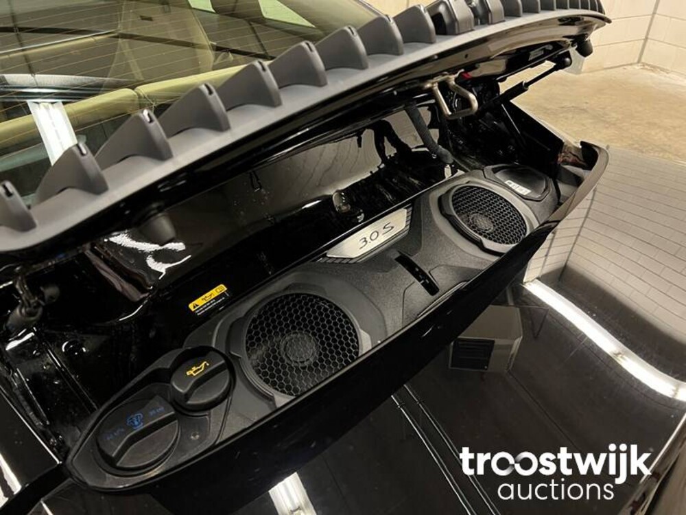 Porsche 911 Carrera S 992 3.0  Neu-Modell 450PS 2019 -Orig. NL-, G-954-LZ