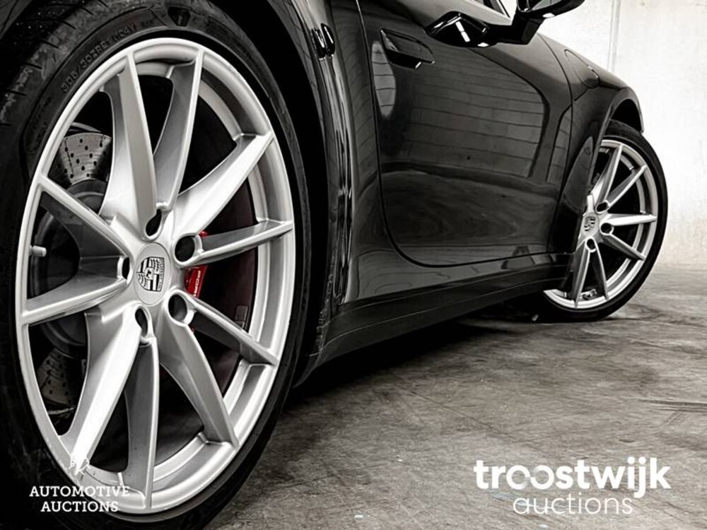 Porsche 911 Carrera S 992 3.0  Neu-Modell 450PS 2019 -Orig. NL-, G-954-LZ