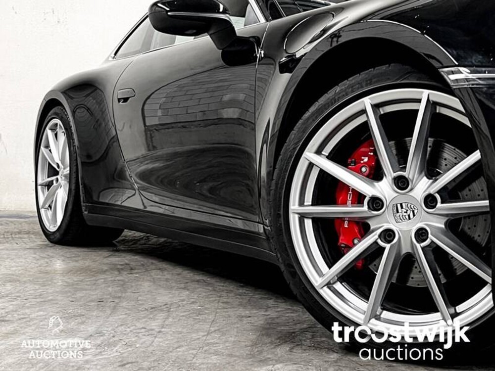 Porsche 911 Carrera S 992 3.0  Neu-Modell 450PS 2019 -Orig. NL-, G-954-LZ