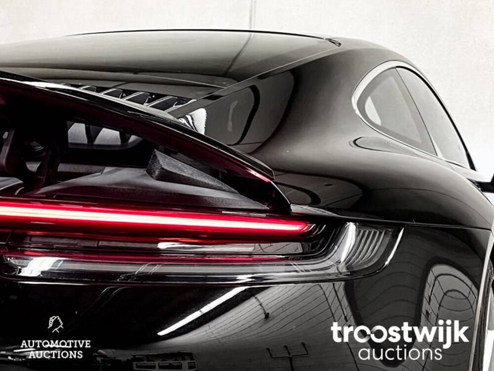 Porsche 911 Carrera S 992 3.0  Neu-Modell 450PS 2019 -Orig. NL-, G-954-LZ