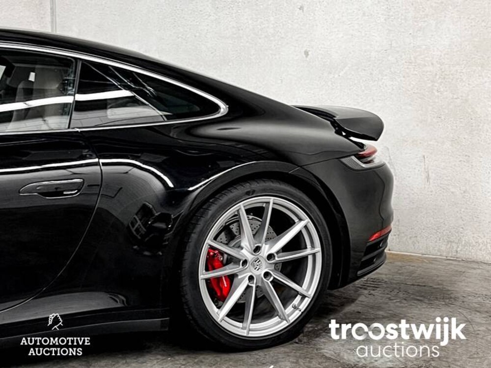 Porsche 911 Carrera S 992 3.0  Neu-Modell 450PS 2019 -Orig. NL-, G-954-LZ