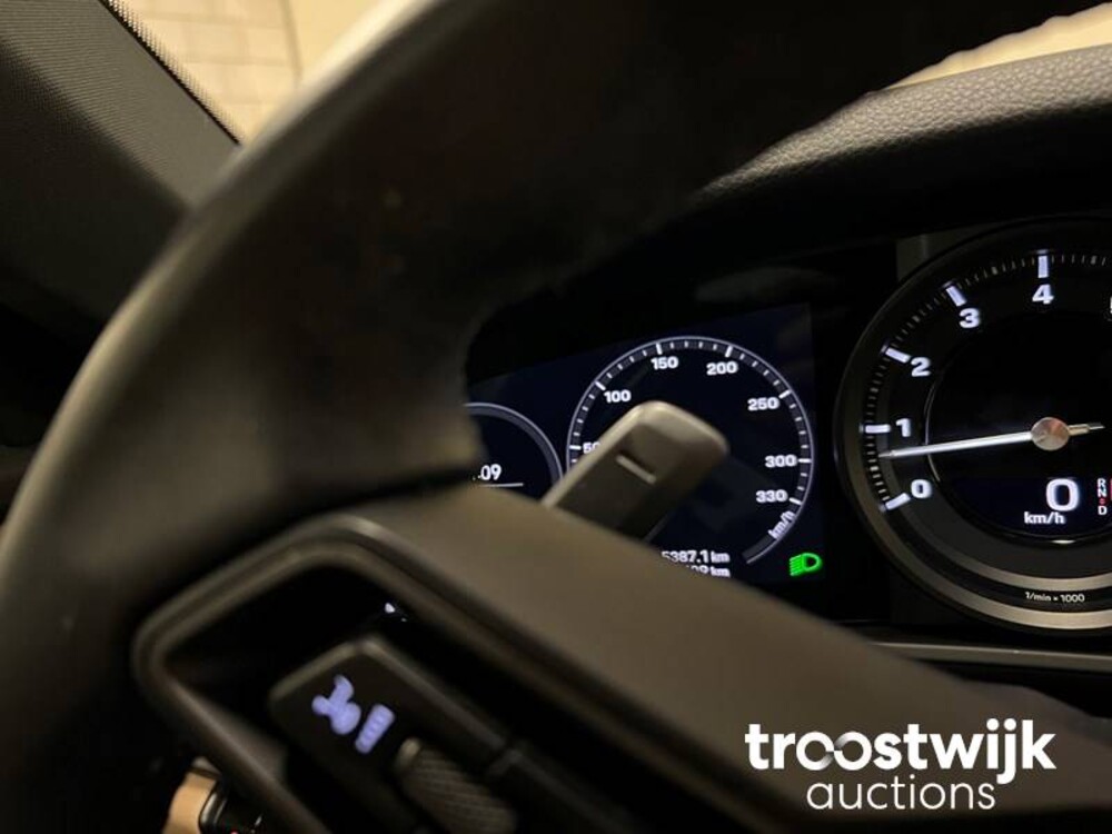 Porsche 911 Carrera S 992 3.0  Neu-Modell 450PS 2019 -Orig. NL-, G-954-LZ