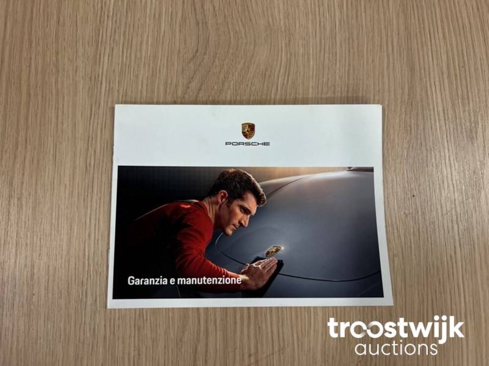 Porsche Cayenne E-Hybrid 3.0 V6 Sport-Chrono 465PS 2019, K-017-GX