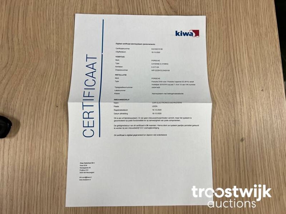 Porsche Cayenne E-Hybrid 3.0 V6 Sport-Chrono 465PS 2019, K-017-GX