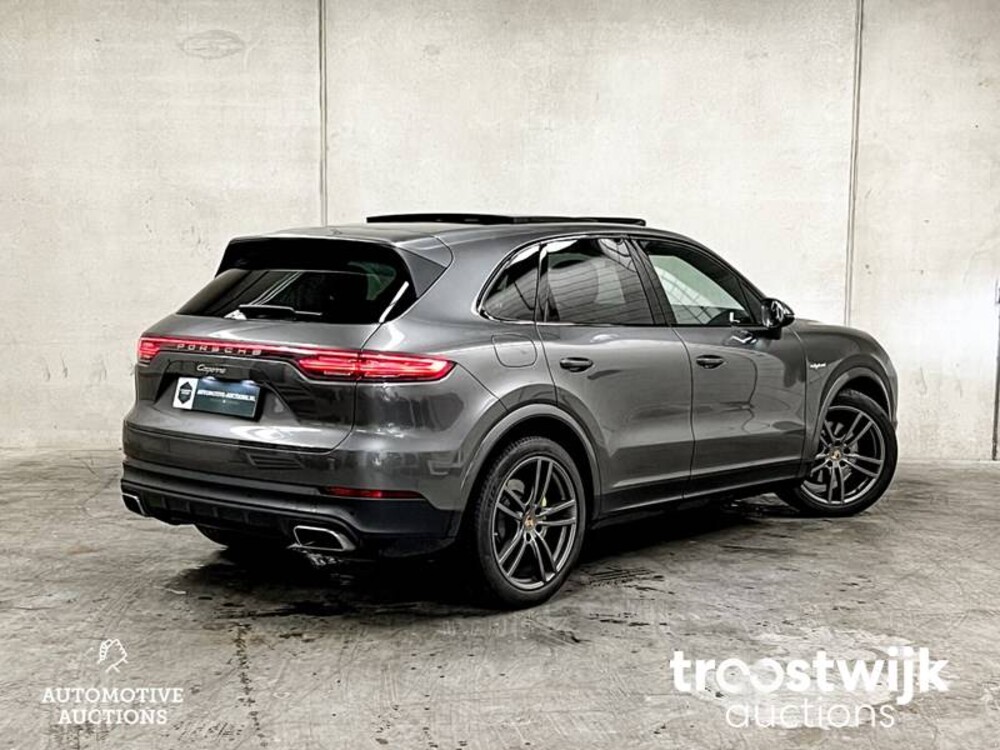 Porsche Cayenne E-Hybrid 3.0 V6 Sport-Chrono 465PS 2019, K-017-GX