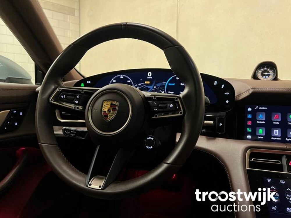 Porsche Taycan 4S PERFORMANCE  Sport-Design Sport-Chrono 489PS 2020