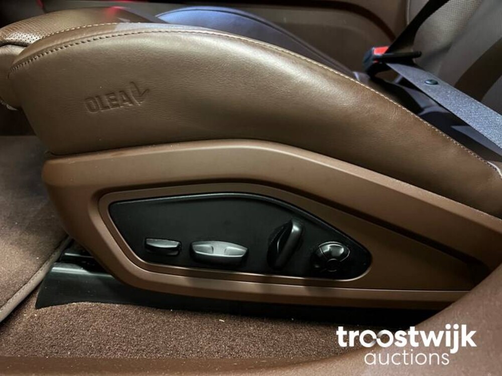 Porsche Taycan 4S PERFORMANCE  Sport-Design Sport-Chrono 489PS 2020