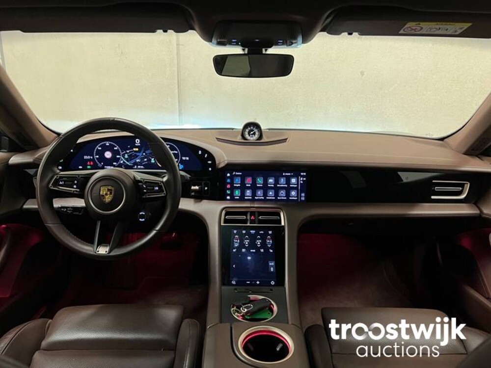 Porsche Taycan 4S PERFORMANCE  Sport-Design Sport-Chrono 489PS 2020