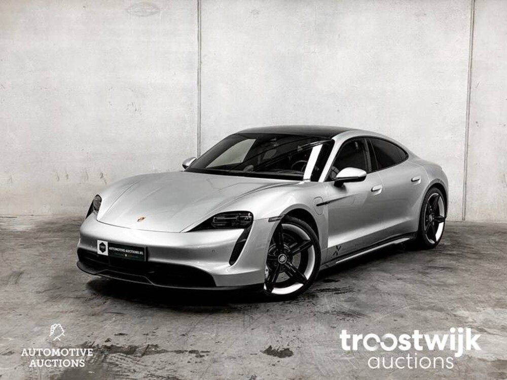 Porsche Taycan 4S PERFORMANCE  Sport-Design Sport-Chrono 489PS 2020
