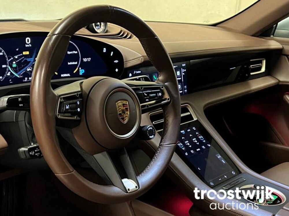 Porsche Taycan 4S PERFORMANCE  Sport-Design Sport-Chrono 489PS 2020