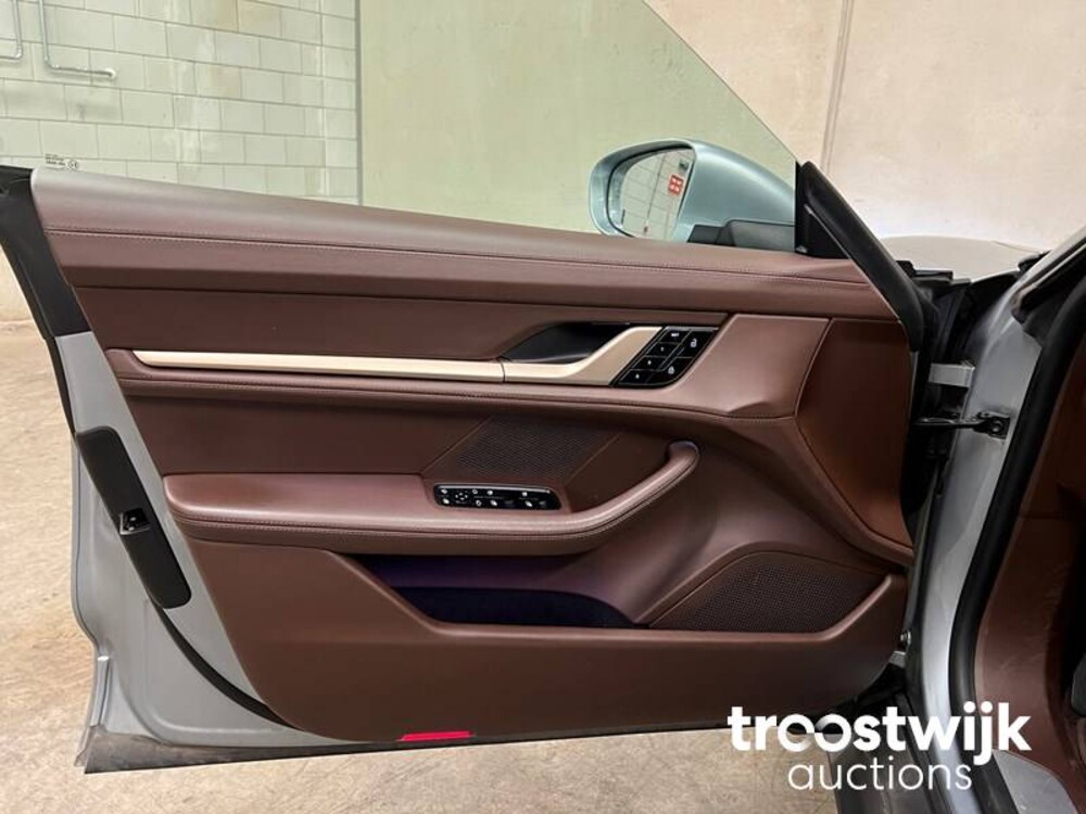 Porsche Taycan 4S PERFORMANCE  Sport-Design Sport-Chrono 489PS 2020