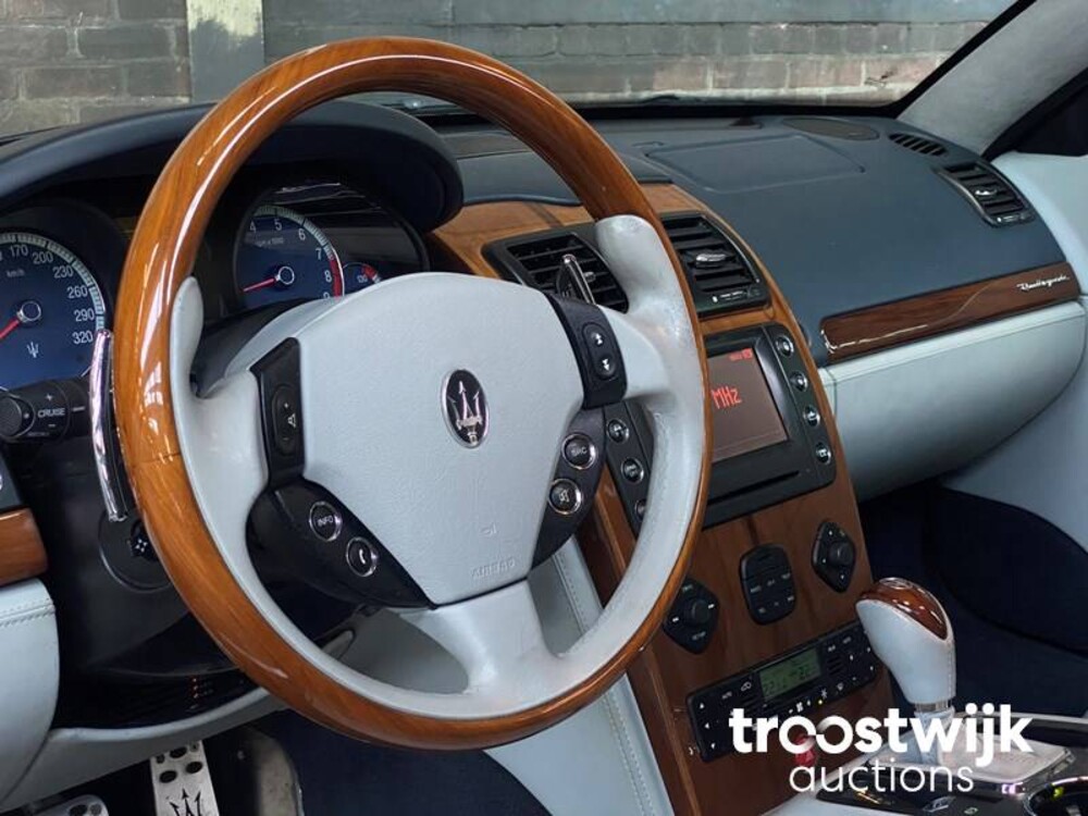 Maserati Quattroporte Executive GT 4.2 V8 ZF 400PS 2007 -Youngtimer-