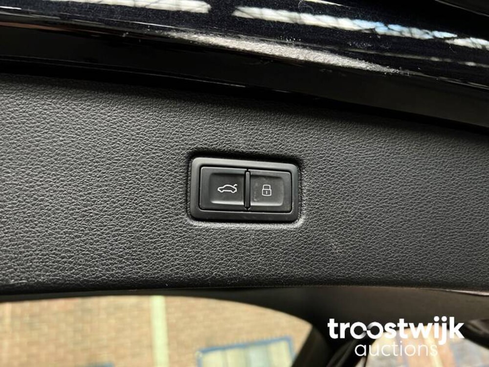 Audi Q7 E-Tron 3.0 V6 TDI Quattro 373 PS Plug-In-Hybrid NW Modell 2017