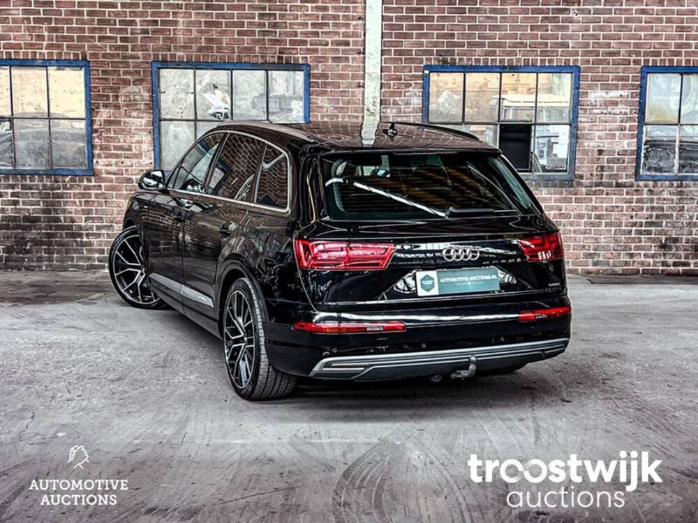 Audi Q7 E-Tron 3.0 V6 TDI Quattro 373 PS Plug-In-Hybrid NW Modell 2017