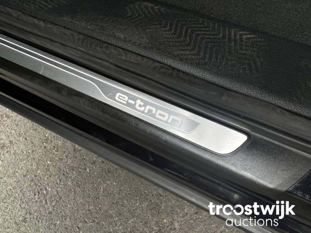 Audi Q7 E-Tron 3.0 V6 TDI Quattro 373 PS Plug-In-Hybrid NW Modell 2017