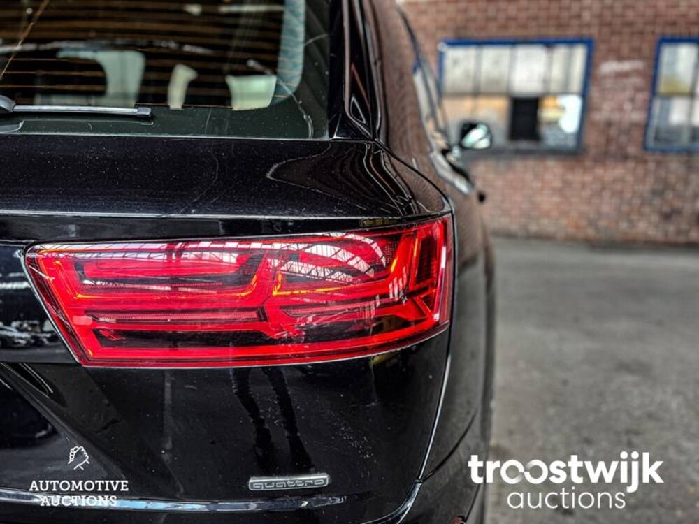 Audi Q7 E-Tron 3.0 V6 TDI Quattro 373 PS Plug-In-Hybrid NW Modell 2017