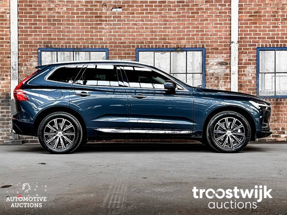 Volvo XC60 2.0 T8 TE AWD Mom. RECHARGE 303 PS 2020, R-973-BX