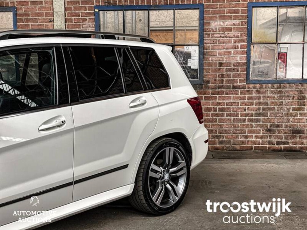 Mercedes-Benz GLK350 CDI 3.0 V6 4Matic Mercedes-Benz GLK350 CDI 4Matic 265PS 2014 GLK-Klasse
