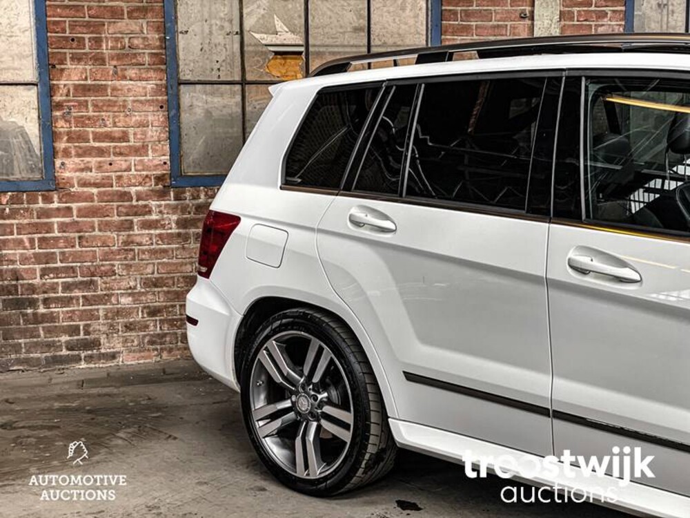 Mercedes-Benz GLK350 CDI 3.0 V6 4Matic Mercedes-Benz GLK350 CDI 4Matic 265PS 2014 GLK-Klasse