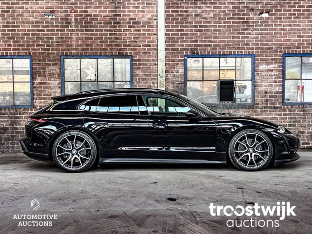 Porsche Taycan Sport Turismo PERFORMANCE ACCU Sport Chrono 326 PS 2023