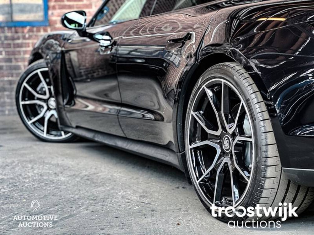 Porsche Taycan Sport Turismo PERFORMANCE ACCU Sport Chrono 326 PS 2023