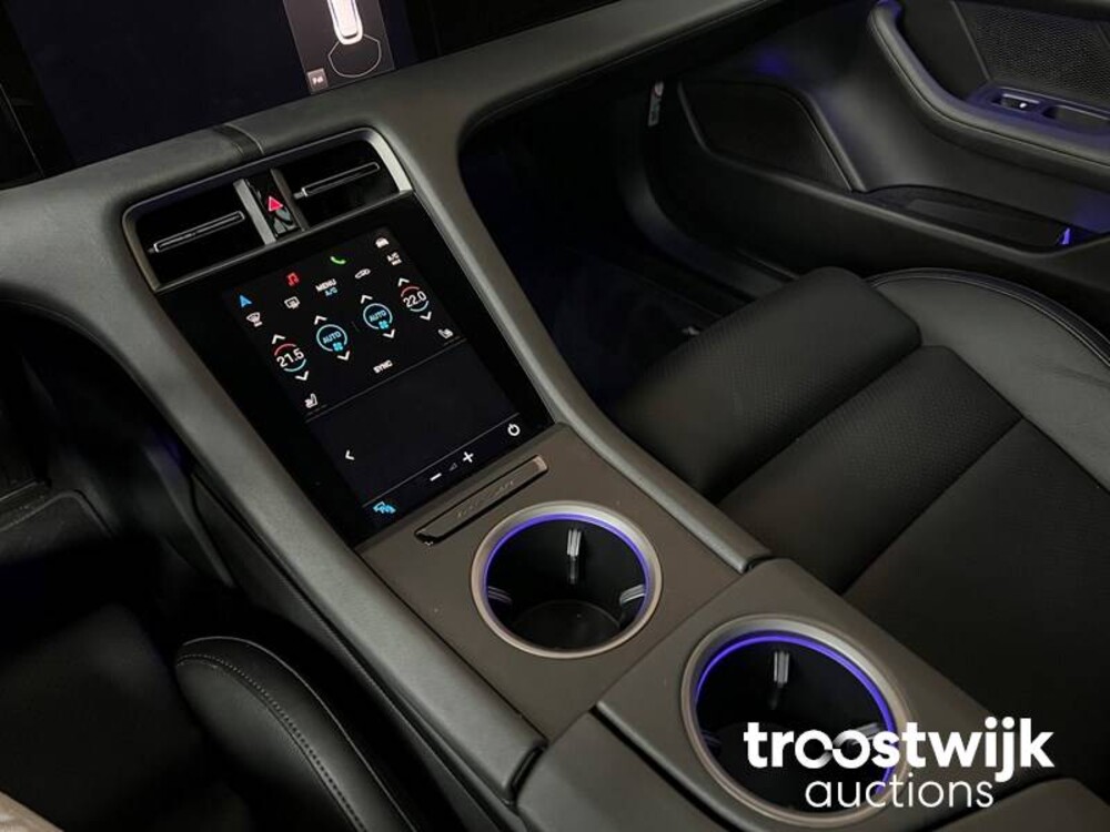 Porsche Taycan Sport Turismo PERFORMANCE ACCU Sport Chrono 326 PS 2023
