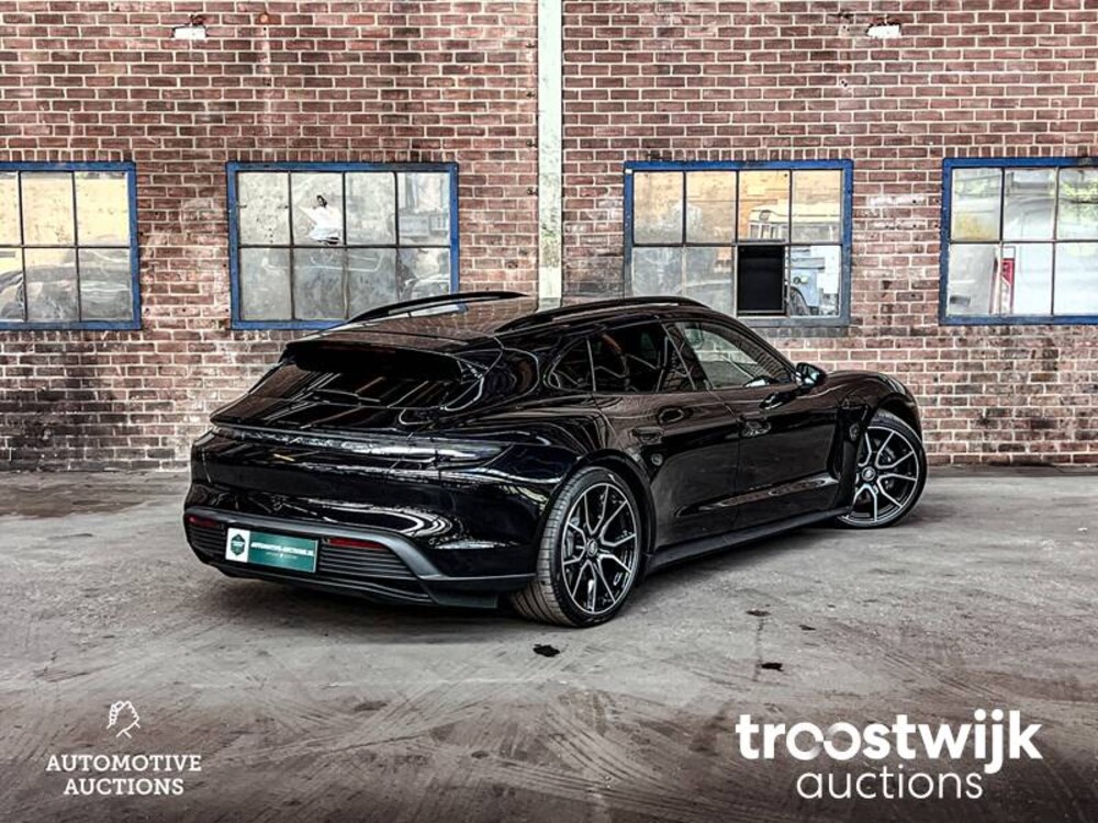 Porsche Taycan Sport Turismo PERFORMANCE ACCU Sport Chrono 326 PS 2023