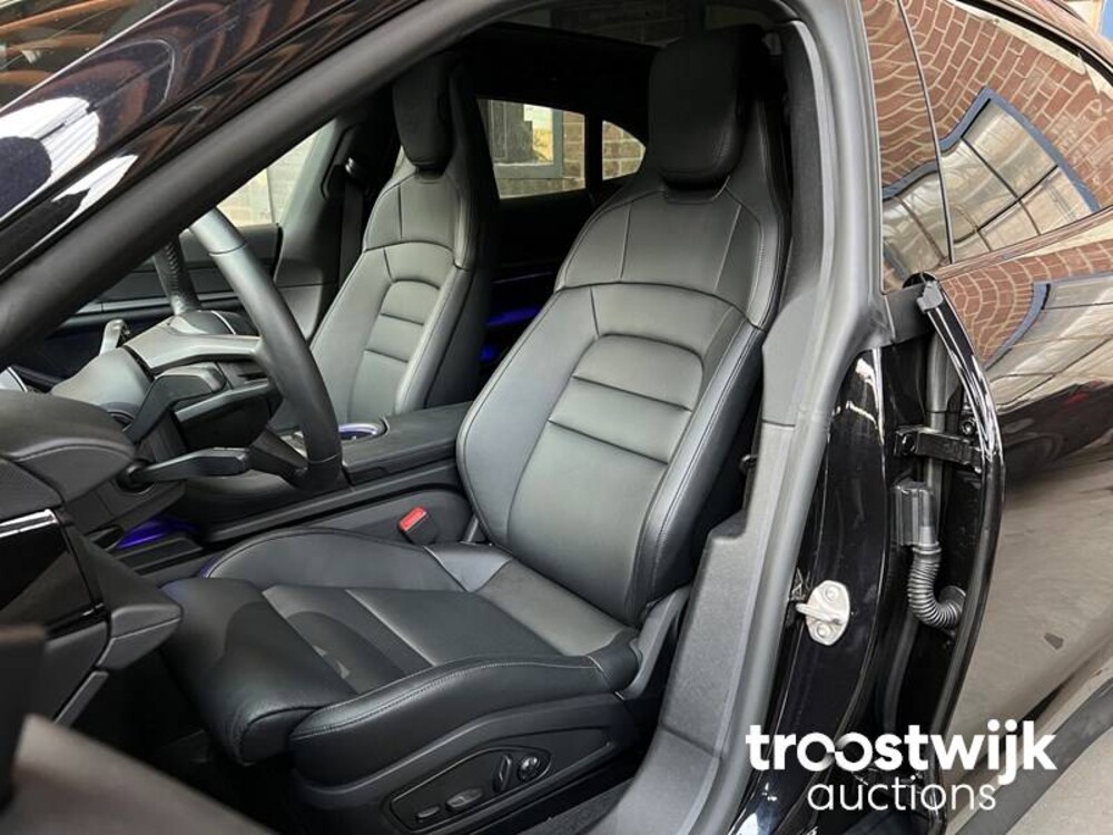 Porsche Taycan Sport Turismo PERFORMANCE ACCU Sport Chrono 326 PS 2023