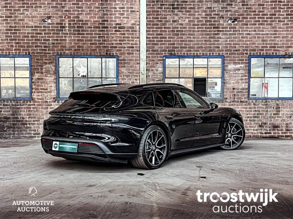Porsche Taycan Sport Turismo PERFORMANCE ACCU Sport Chrono 326 PS 2023