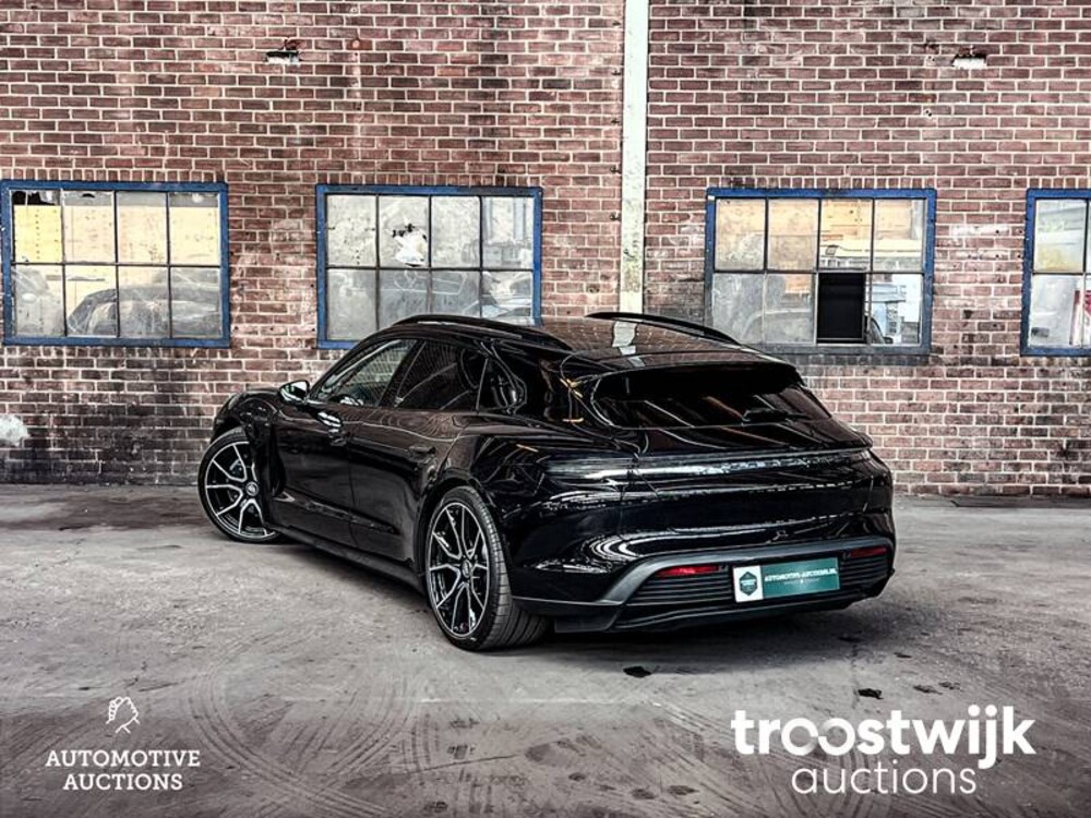 Porsche Taycan Sport Turismo PERFORMANCE ACCU Sport Chrono 326 PS 2023