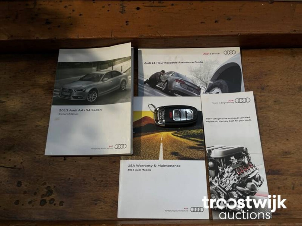 Audi S4 Turbocharged V6 Premium Plus  340PS 2012