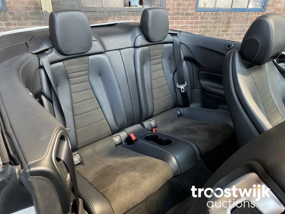 Mercedes-Benz E200 25th Anniversary Edition E-klasse Cabriolet 184PS 2017, K-100-KP