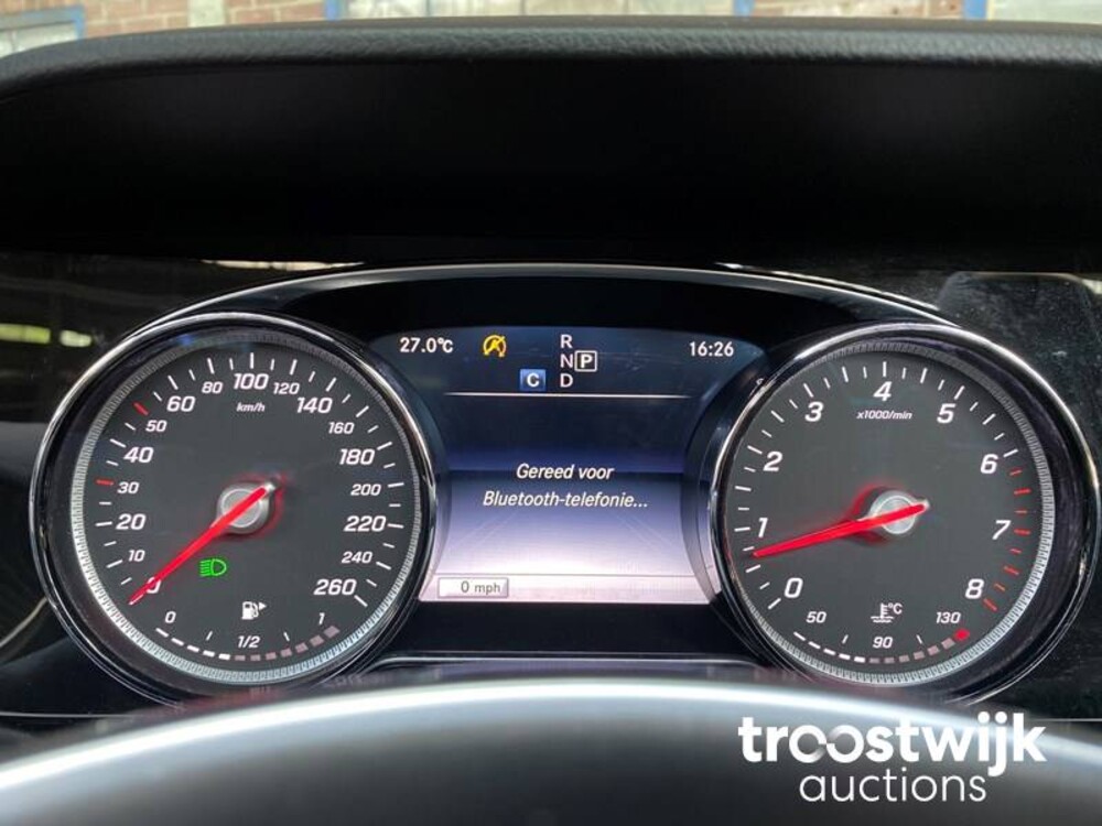 Mercedes-Benz E200 25th Anniversary Edition E-klasse Cabriolet 184PS 2017, K-100-KP