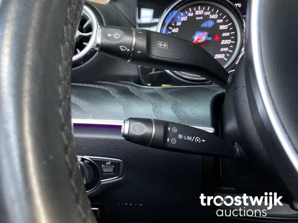 Mercedes-Benz E200 25th Anniversary Edition E-klasse Cabriolet 184PS 2017, K-100-KP