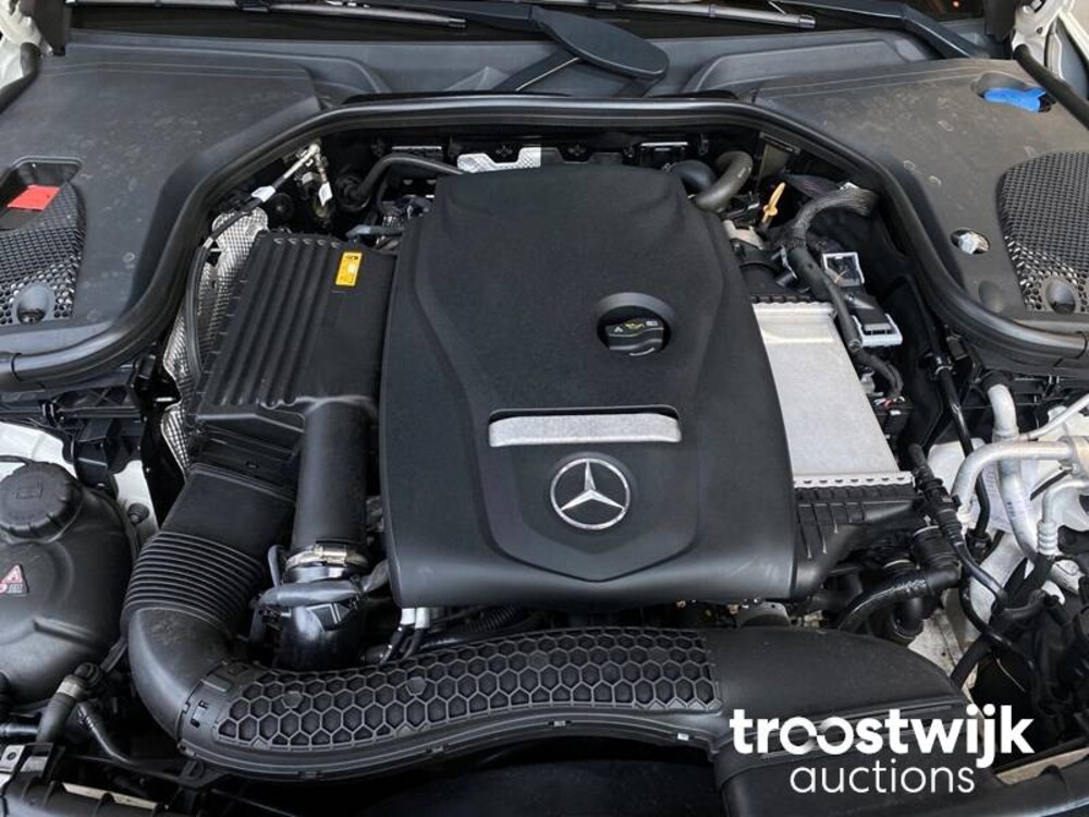 Mercedes-Benz E200 25th Anniversary Edition E-klasse Cabriolet 184PS 2017, K-100-KP