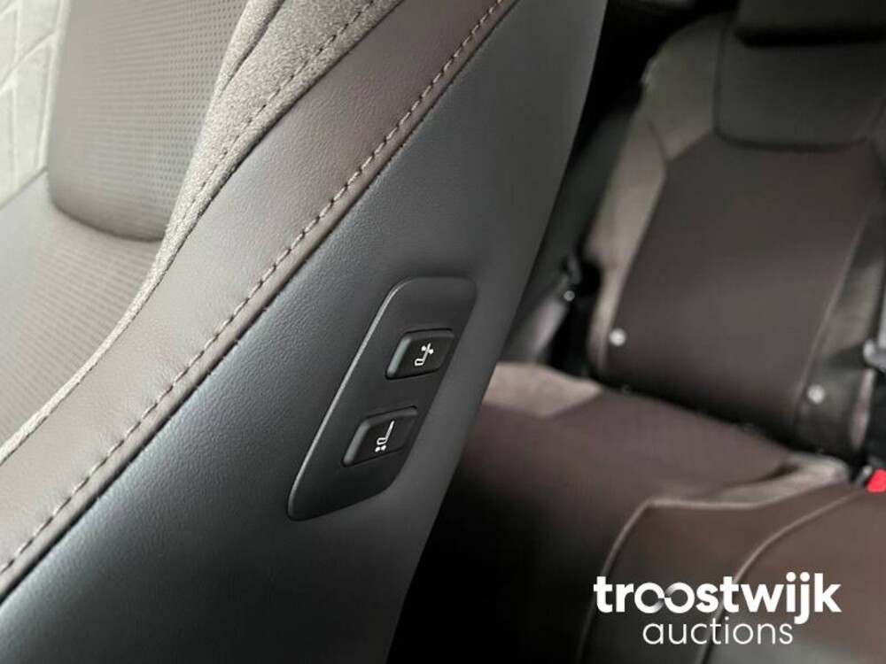 Lexus RX450H+ President  309 PS 2023 RX-Serie -10 Jahre Garantie-