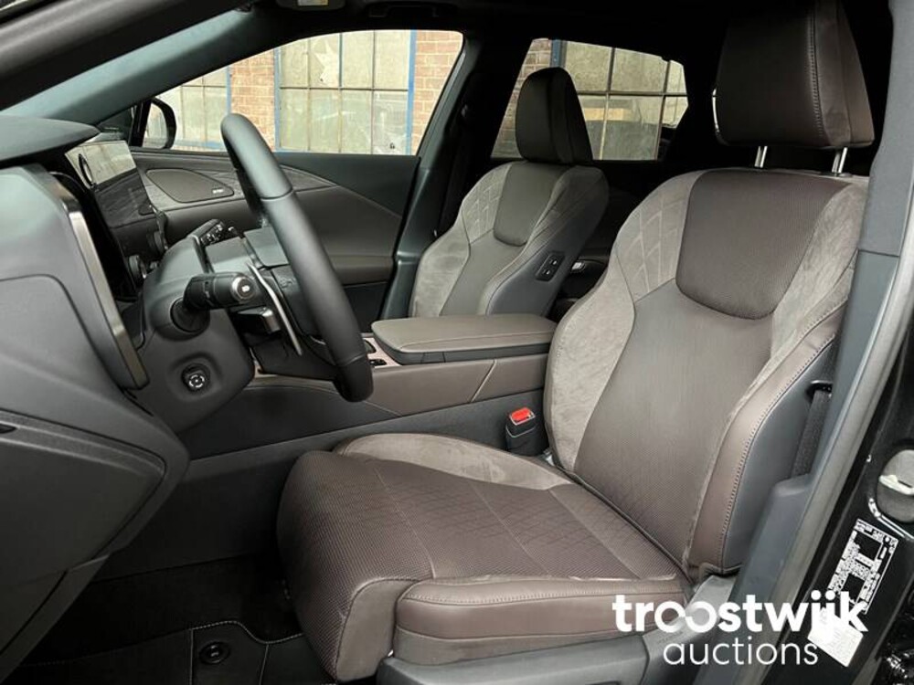 Lexus RX450H+ President  309 PS 2023 RX-Serie -10 Jahre Garantie-