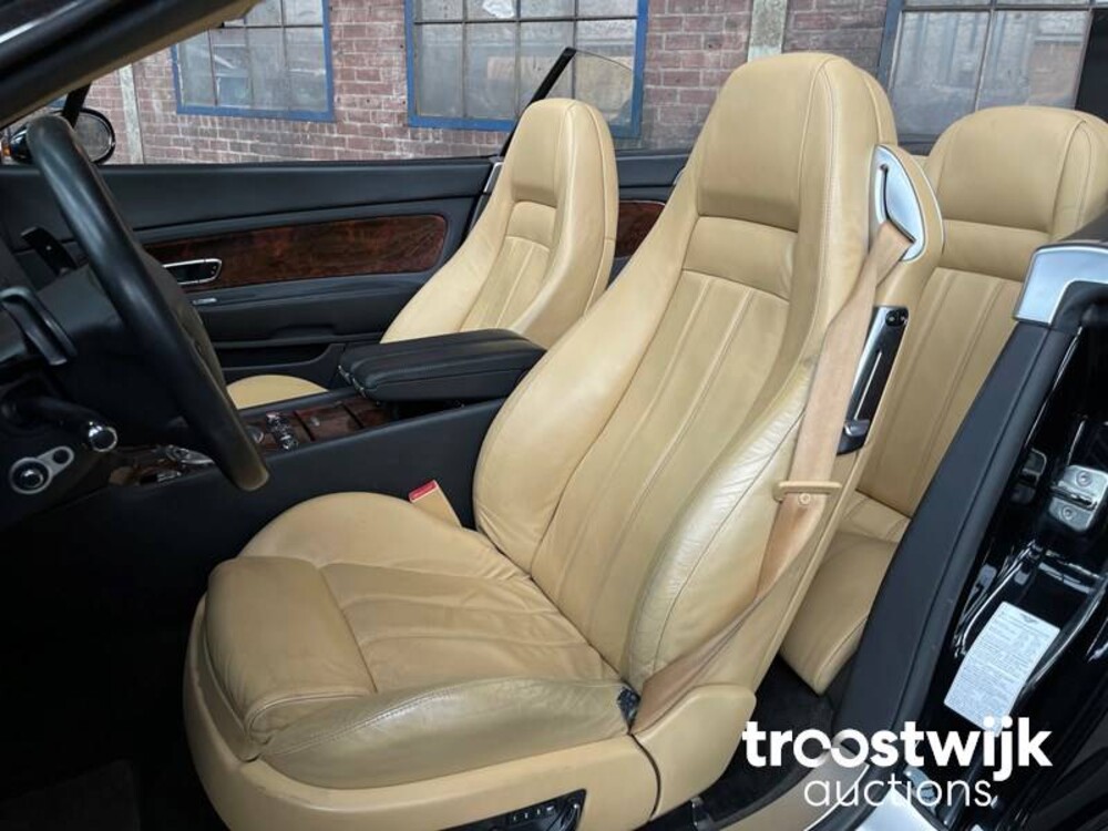 Bentley Continental GTC 6.0 W12 560PS 2007, 09-TPX-5